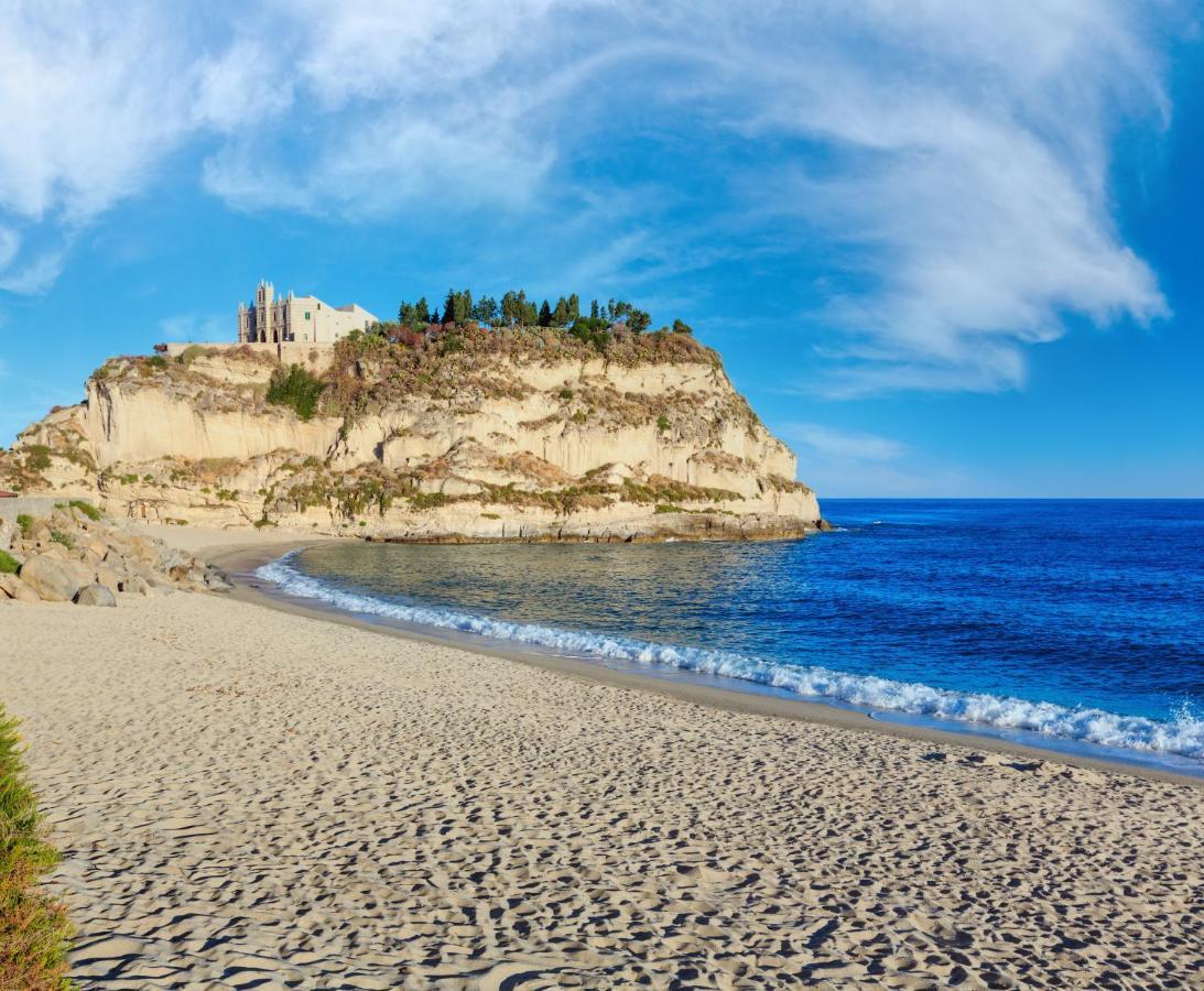B&B The Sea - Family Rooms - Free Parking Tropea Zewnętrze zdjęcie