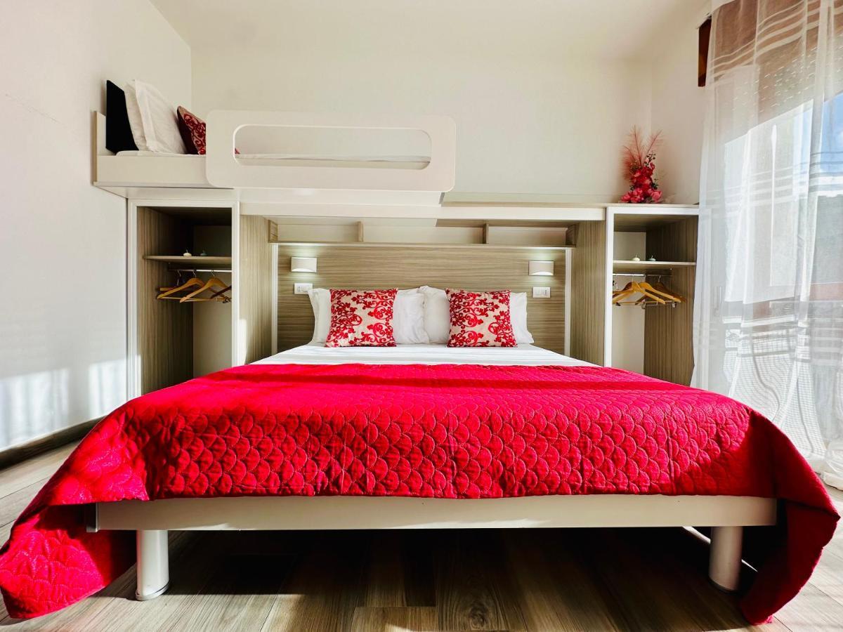 B&B The Sea - Family Rooms - Free Parking Tropea Zewnętrze zdjęcie